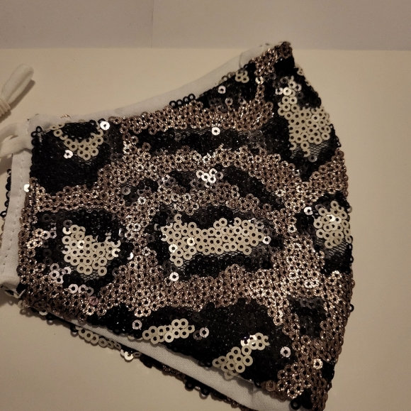 Sequin Leopard Facemasks/Adults/ 4 Colour, Lotbof 18 - Picture 9 of 11